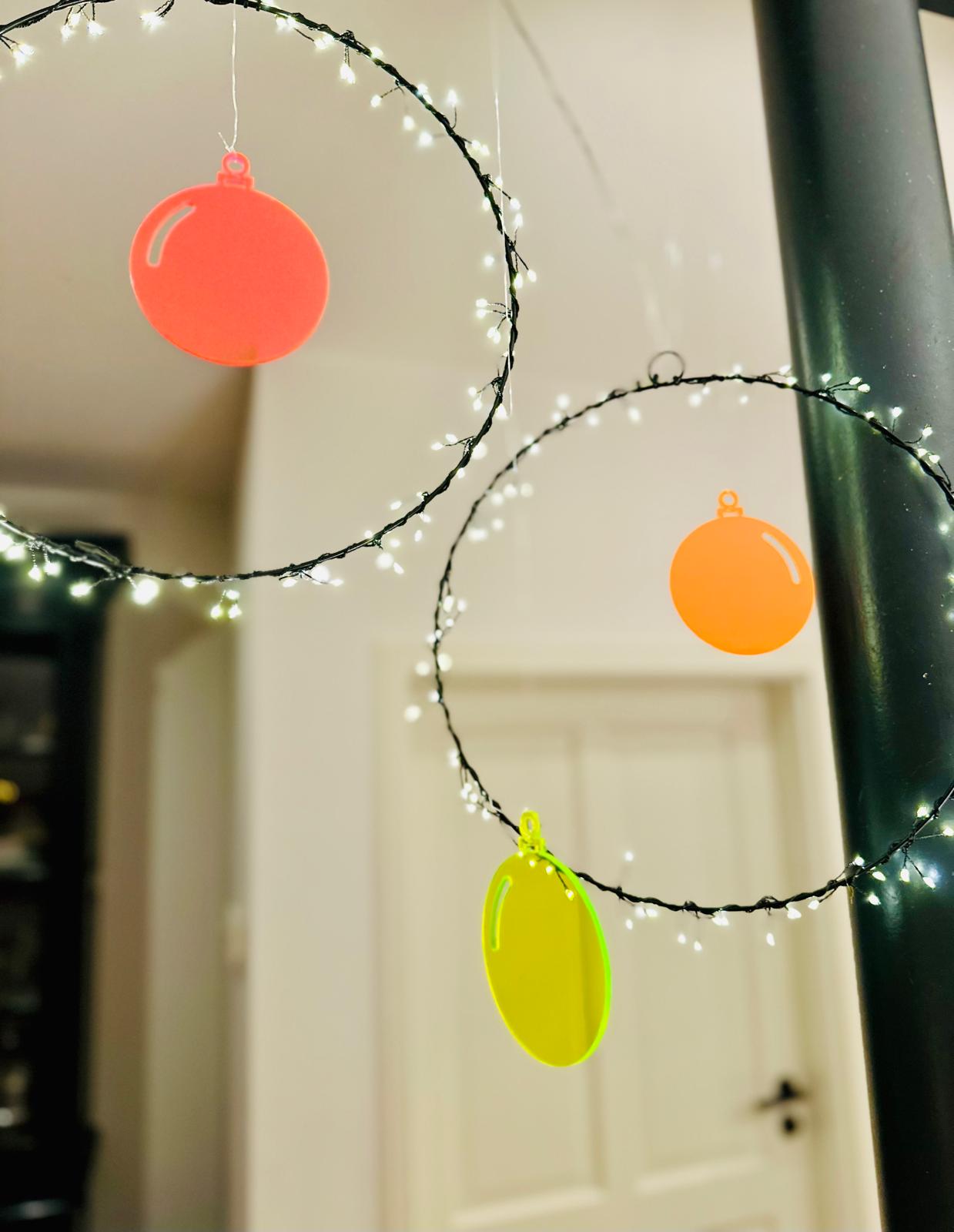 Acryl Weihnachtskugel