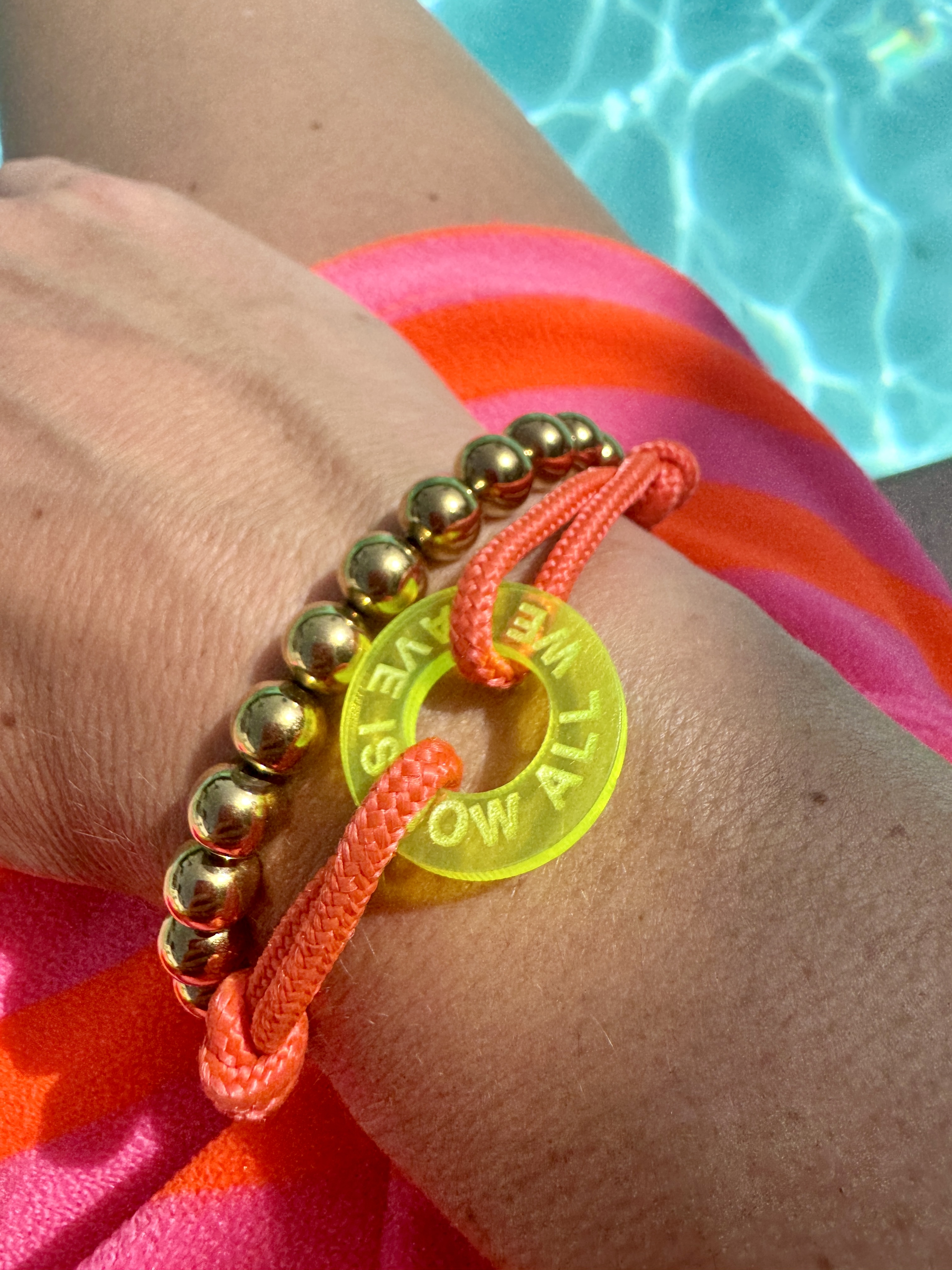 Neon Armband
