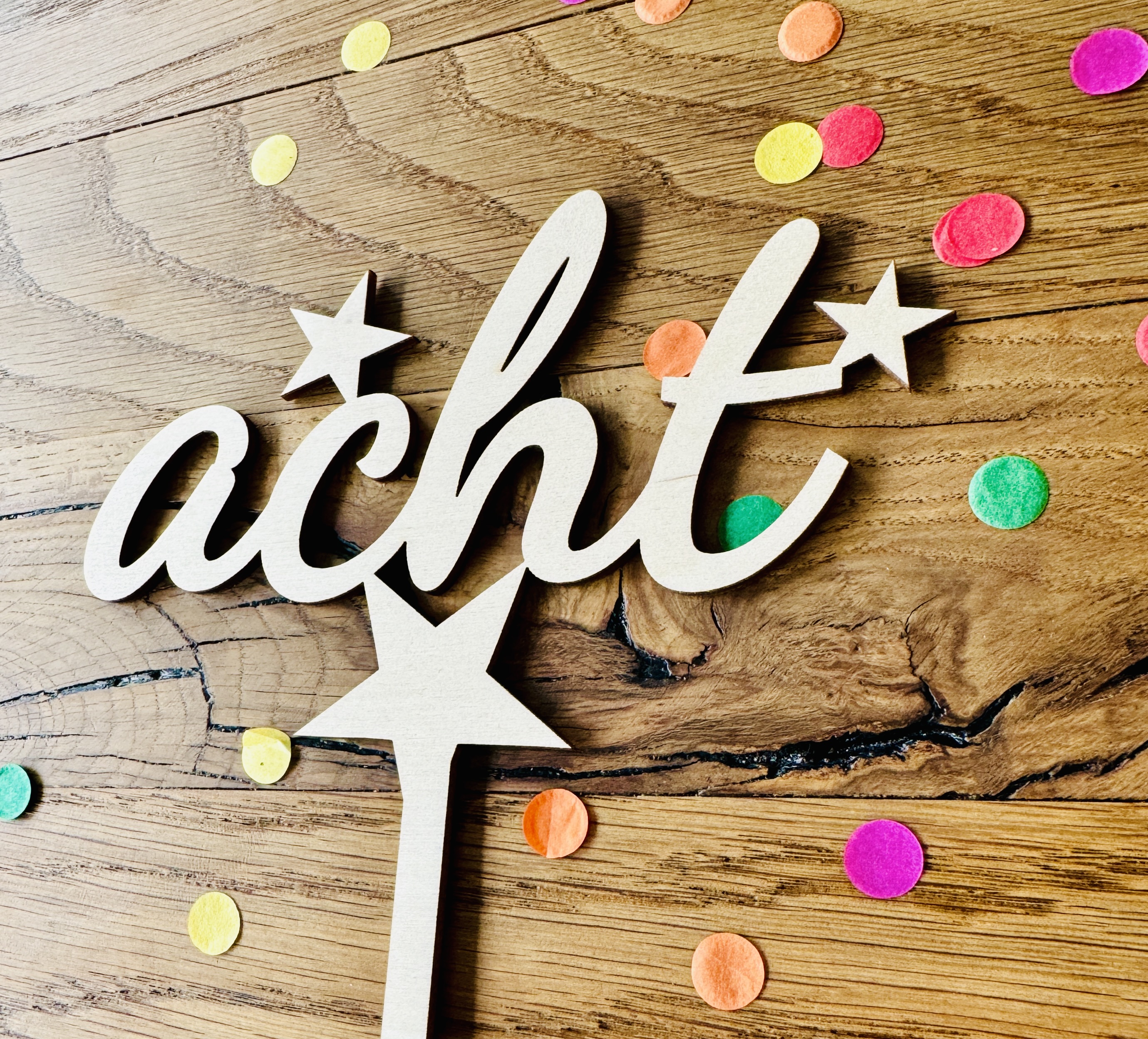 Cake Topper mit ausgeschriebener Zahl